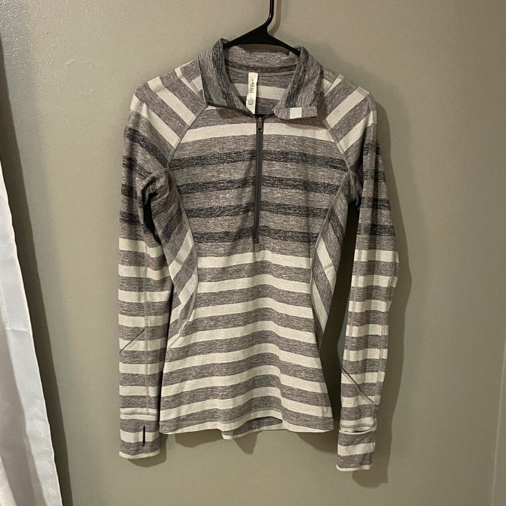Lululemon quarter zip pull over size 6 dark / light gray stripe - Picture 2 of 13